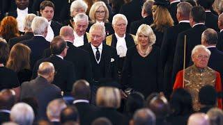 Карл III в британском парламенте: соболезнования и первая речь