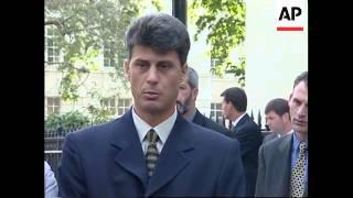 UK: KLA POLITICAL LEADER THACI MEETS ROBIN COOK