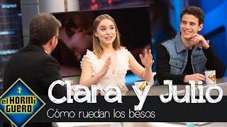 Clara Galle y Julio Peña confiesan cómo ruedan los besos y las escenas de sexo - El Hormiguero