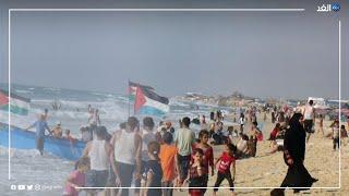 بحر غزة.. ملاذ الفلسطينيين من حر الصيف وأوجاع الحياة