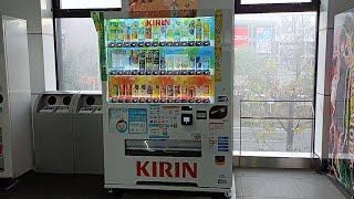 キャッシュレス決済対応KIRINの飲料自販機にてPASMOで飲料水購入