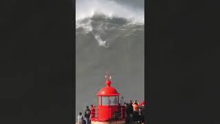 AS MAIORES ONDAS DO MUNDO EM NAZARÉ, PORTUGAL -  Alexandre Ribas