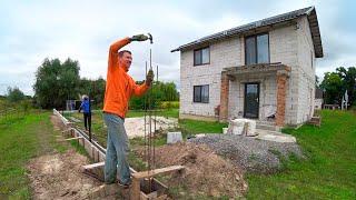 Couple Builds Amazing FENCE in 30 minutes - TIMELAPSE