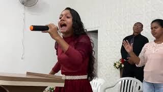 MAGNIFICADO Maurizelia- Isabela Araujo cantou pra Gloria de Deus.