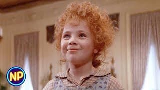 Little Orphan Annie is Welcomed Into Her New Home | Annie (1982) | Now Playing