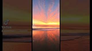 #water#beaches#itlay#wavesbeautiful sky video,autiful sky video background,,beautiful sky aesthetic