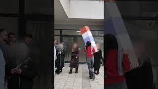 Hilarious reactions from falling boxes prank! 