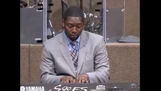 Jamar Jones Plays "Great Is Thy Failthfulness"