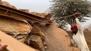 "Big Rock Crusher Machine: A Giant in Action"Big Rock Crushing: A Powerful Process"#️stonecrusher️