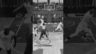 6'10 Kevin Durant build vs a 2-3 zone... #gbonyt #nba2k23 #shorts #bestbuild