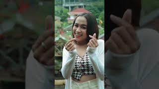 Layung Sore Rischa Queen #shorts #kujangmusik #rischaqueen #layungsore