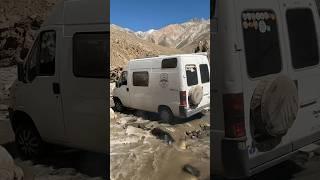 Viaggio ESTREMO in CAMPER sulla Pamir Highway in Tajikistan