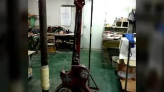 ANthony JunG! The high 'end custom Guitars!