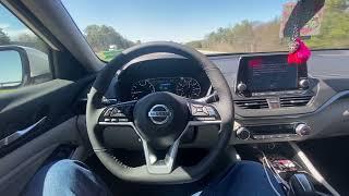 2022 Nissan Altima Adaptive Cruise Control & Lane assist.