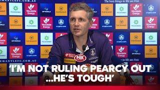 Longmuire discusses Alex Pearce's gruesome hyper-extension  | Dockers Press Conference | Fox Footy