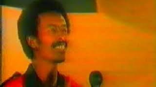 Eritrean Music - Revolutionary EPLF  Aklilu Foto (Tefono)