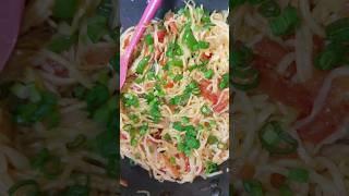 Veg Hakka Noodles #foodblogger #trending #viral #youtubeshorts #shorts #trend #vaishalikahale