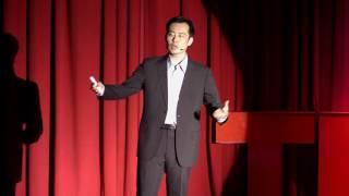 為什麼不該追求愛情 Why shouldn't we "pursue" love? | 國洋 張 | TEDxFJU