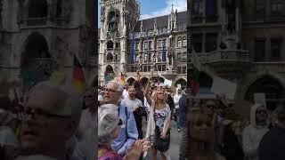 Widerstand 2020 München Marienplatz 9.5.20