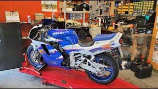 Ich kaufe mir eine SUZUKI GSX-R 750 WR - Oldschool 90er Jahre Bike