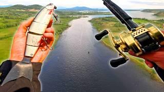 Un Énorme Leurre pour Pêcher les Brochets Géants de la Rivière ! (Voyage Irlande)