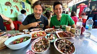 Mark Wiens feeds me SPICY THAI FOOD - #1 of 25 Things to do in Bangkok