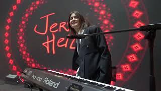 Jerry Heil live in Motanka-Festival Berlin