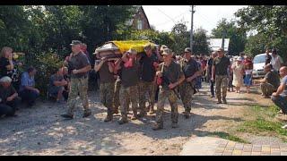 Бердичів і Хмелище попрощались з загиблим на Донеччині Романом Цимбалюком