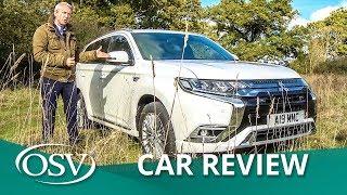 Mitsubishi Outlander Petrol 2019 - How does it fare against the PHEV equivalent