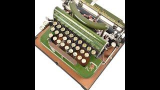 How to use an Imperial D portable Typewriter