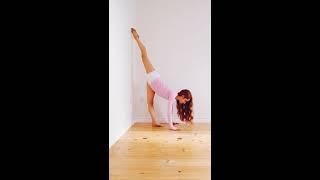 Crazy Over Splits to the Ground! | Anna McNulty