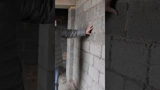 Почему разный цвет у керамзитного блока? Дело в количестве цемента?