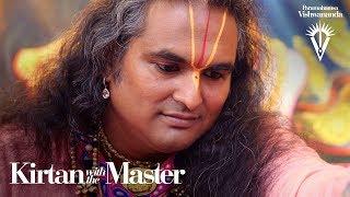 Radhe Radhe Japo Chale - Paramahamsa Vishwananda | Kirtan Sessions