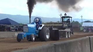 Jason Forrester "Papa Smurf" mod turbo tractor pull at Hammond's Grove