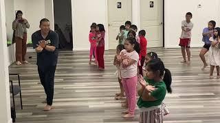 KIDS DANCE CLASS OF INTRA FOUNDATION PITTSBURGH PA