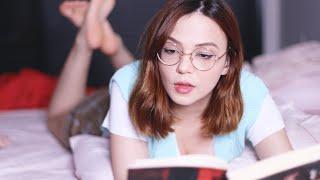 distracted reading ...  ASMR (Portuguese)