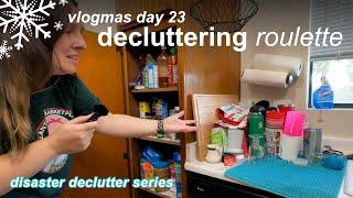 Decluttering Roulette - The dreaded pantry and starting the kitchen | Vlogmas Day 21