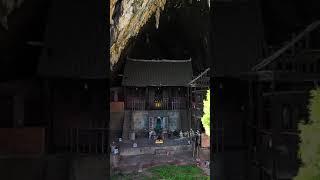 A cave on the Dashan Mountain in Guizhou, a drone flew over to see, I really can’t imagine