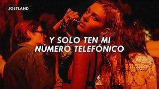 y solo ten mi número telefónico para cuando te sientas sola [Letra/Lyrics]