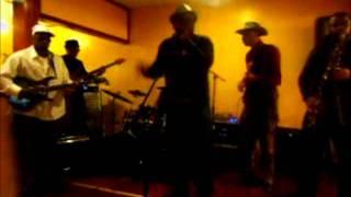 Top Show Band feat. Mudbone @ Rodney's Jamaican Soulfood Restaurant