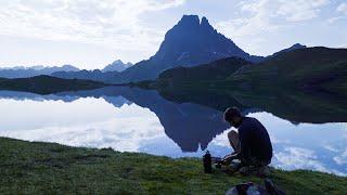 PYRÉNÉES - Bivouac en Solitaire au Refuge d'Ayous (sous l'orage)