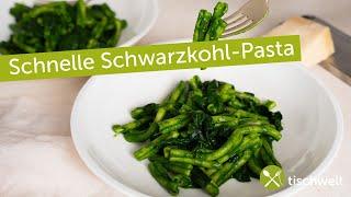 Winterliche Schwarzkohl-Pasta: würzig & einfach! | Schnelles Rezept