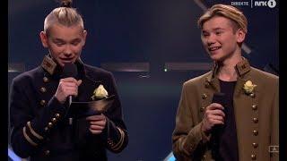 Marcus & Martinus delivers prize to Astrid S at Spellemann 2018