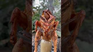 Survival Skills: Single mom grill whole Chicken on bottle #survival #camping #bushcraft #viralvideo