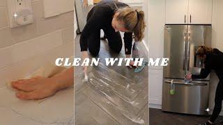 SPRING CLEAN WITH ME - Kitchen Deep Cleaning Motivation