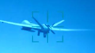 Су-35 пролетает рядом с БПЛА MQ-9 Reaper США в Сирии