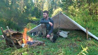 Solo Bushcraft Overnighter - Minimalist Hobo Camping