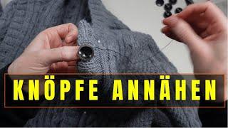 Knöpfe an handgestrickte Jacken annähen - Tipps + Tricks