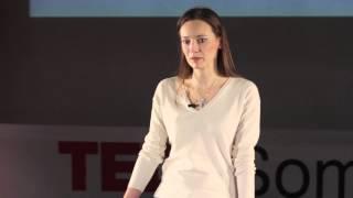 Laokoon hullámok: Zsuzsanna Szentirmai-Joly at TEDxSomlóiStWomen