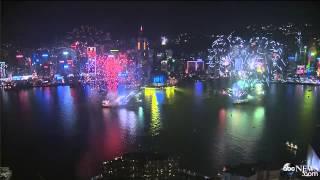 Hong Kong's New Year Fireworks Welcome 2015